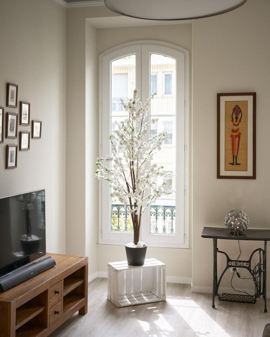 Sunlight - Gisele - Hyper Central, 1 Bedroom With Large Living Appartamento